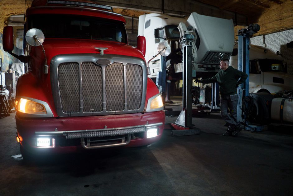 Truck service and maintenance